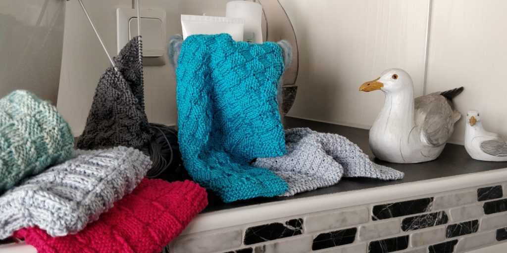 Dieses Bild hat ein leeres Alt-Attribut. Der Dateiname ist gestrickte-Seifentücher-mit-Deko-1024x512.jpg