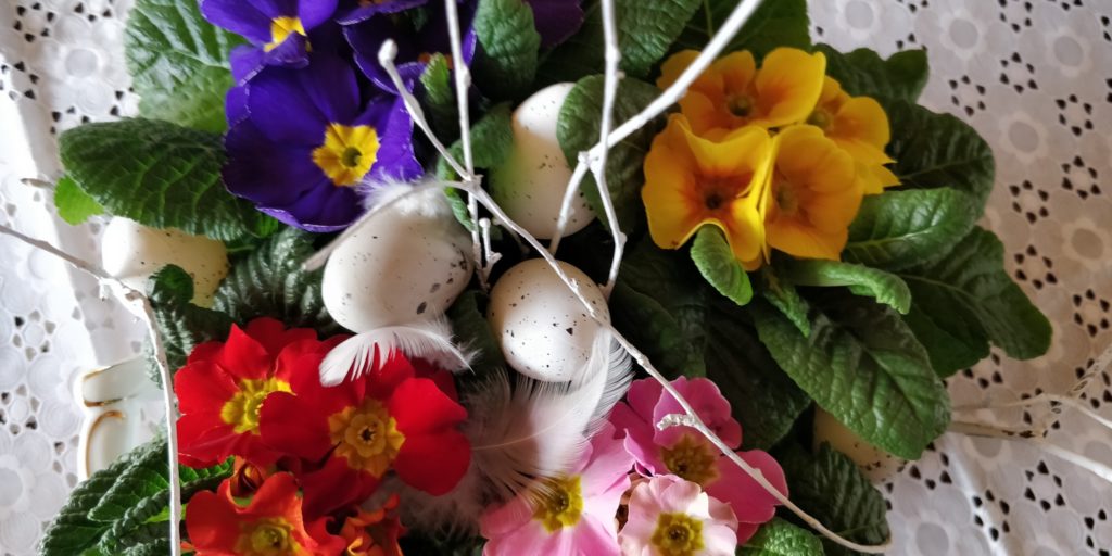 Das Frühlingsfest Ostern für Familie gestalten