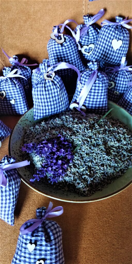 Lavendelsäckchen mit Lavendel aus der Provence